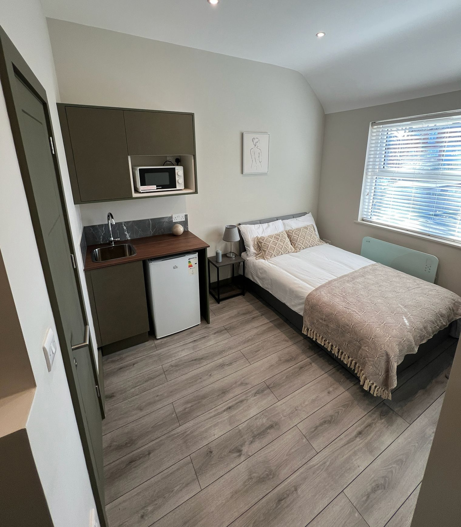 6-Unit HMO Refurbishment - Image 1